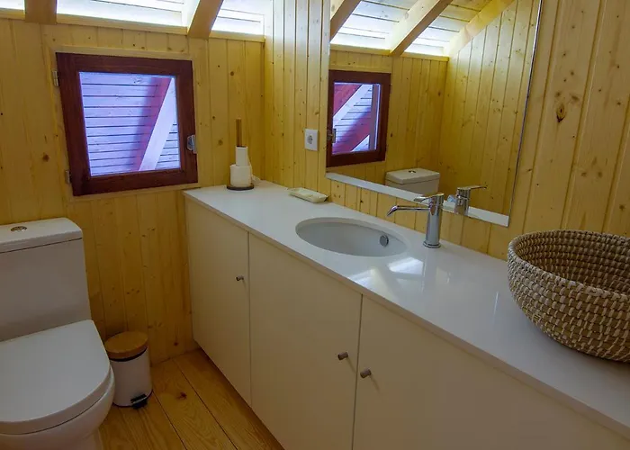 Quinta Da Bemposta مزرعة للإقامة *